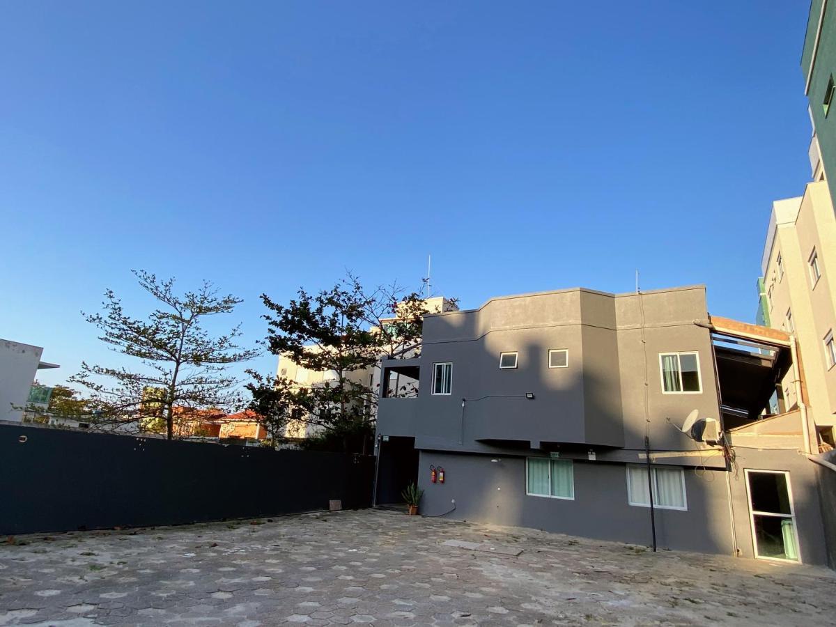 Apartment Residencial Melfi 3 Ap.2 Frente