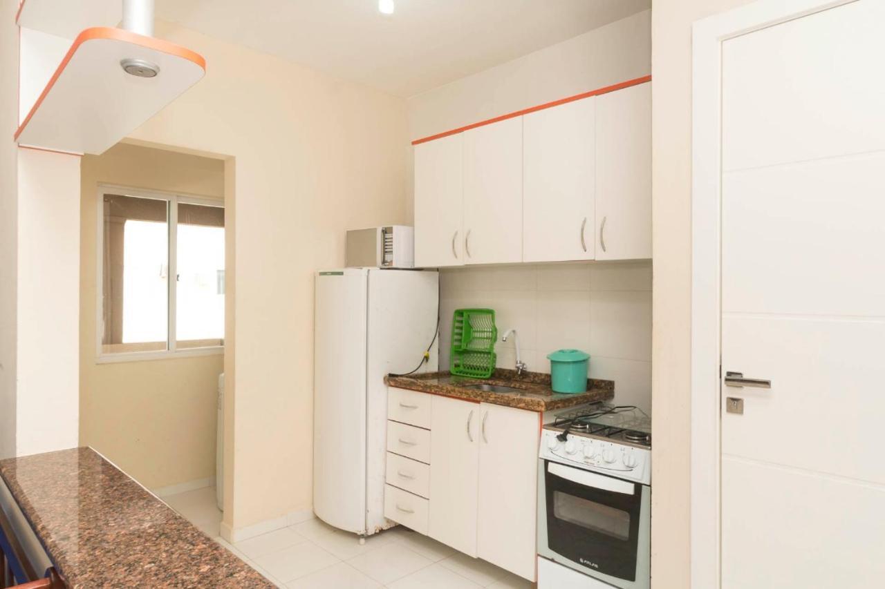 Residencial Melfi 3 Ap.2 Frente * Bombinhas